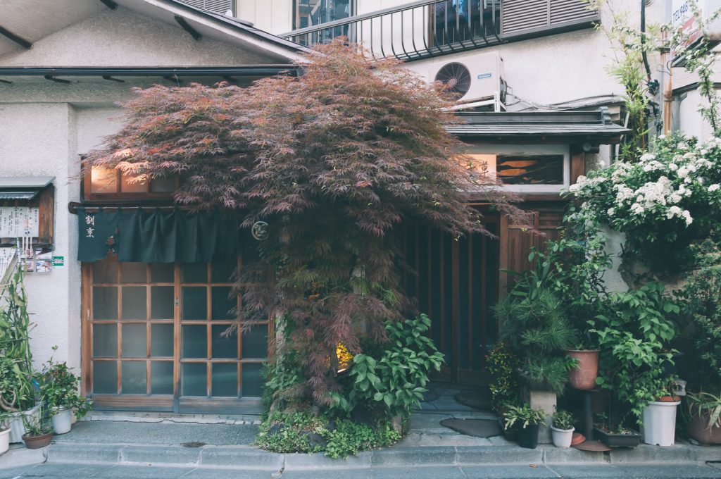 Restaurant in Japan | Thought & Sight