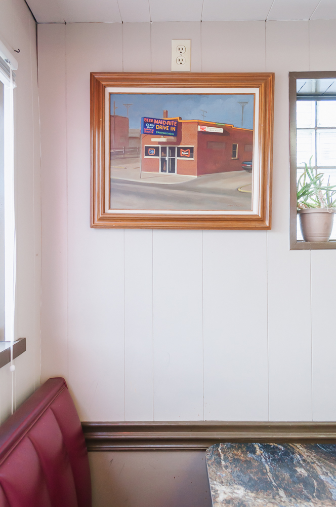 Home of the Loose Meat Burger: The Vintage Maid-Rite Diner in Greenville, Ohio | Thought & Sight
