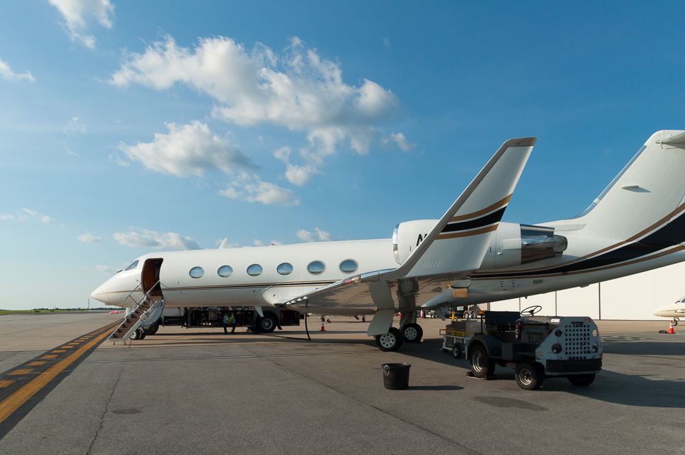 What it's like to Fly on a Private Jet | Thought & Sight