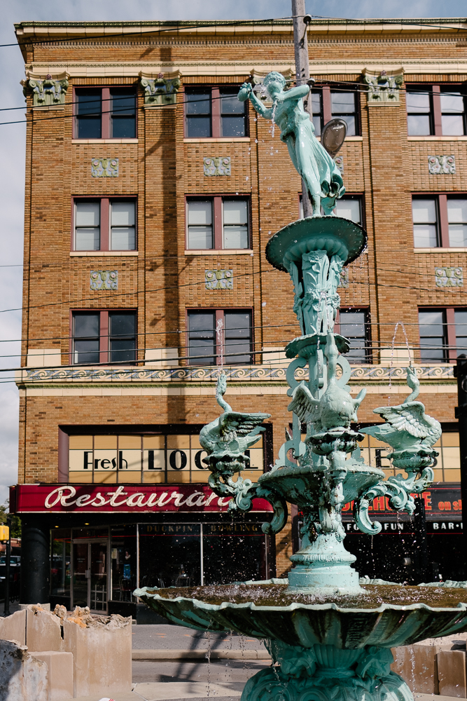 Indianapolis: Fountain Square | Thought & Sight