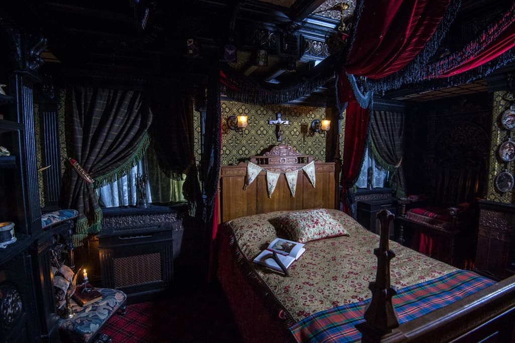 6 Creepy Halloween Airbnb Rentals Around the World | Thought & Sight