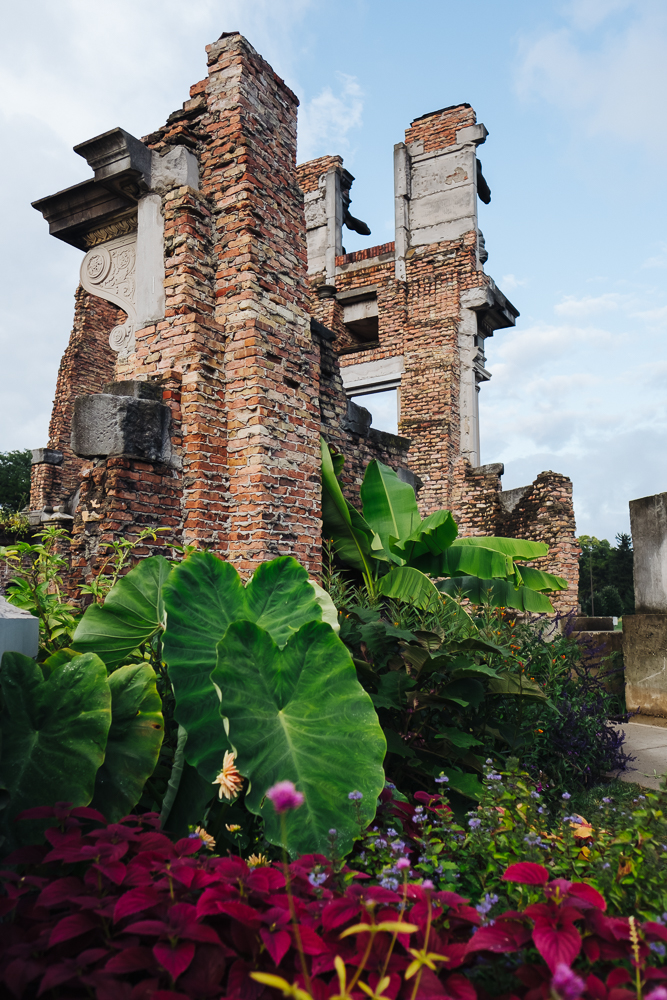 Indianapolis: The Ruins at Holliday Park | Thought & Sight
